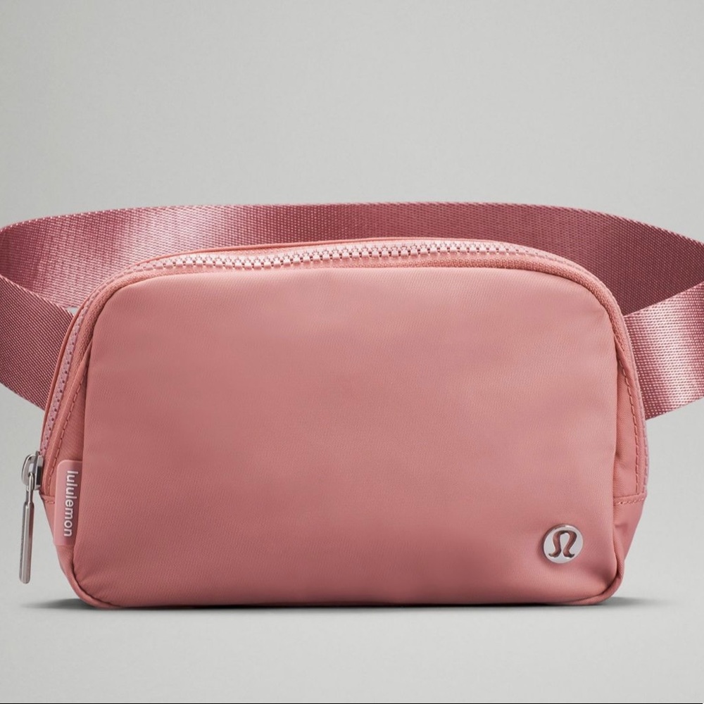 Lululemon Everywhere Belt Bag Pink Pastel NWT